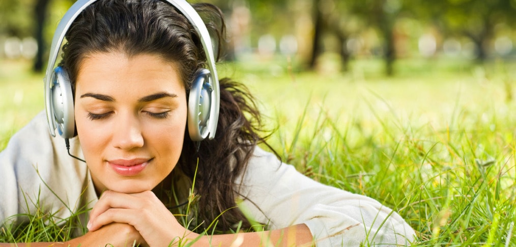 healing-benefits-of-listening-to-music