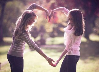 Support A Friend Through Difficult Times Support A Friend Through Difficult Times