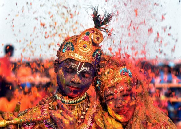 Colours On Holi And Science – Scientific Reason For Holi Festival ...