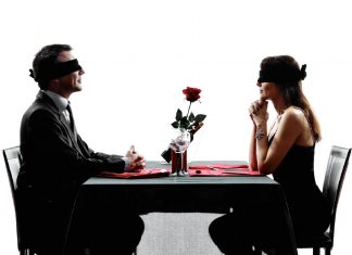 My Fear Of Missing Out Led Me To Make Some Terrible Dating Decisions