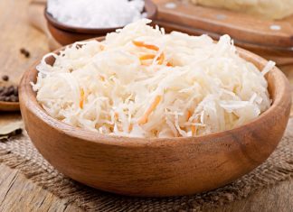 8 Surprising Benefits of Sauerkraut (Plus How to Make It)