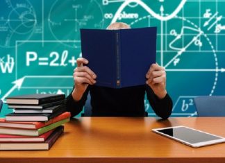 Teacher evaluations weed out low-performing teachers in urban schools