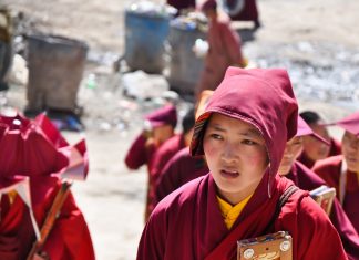 The Uneasy Dialogue between Buddhism and Feminism