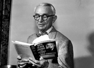 20 Friendly Quotes to Share with Someone You Like