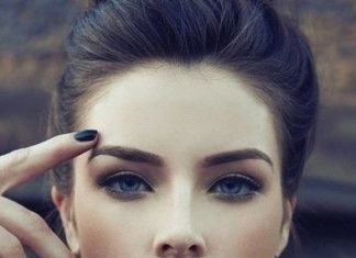Why Smart Women Have Such A Hard Time Finding Love