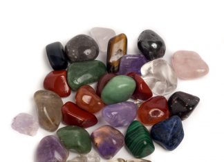 Best Crystals & Stones For Healing (And How To Use Them) Crystals stones