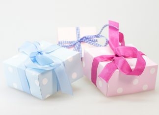 Wrap Happiness and Deliver Emotions to your Bestie with these Gifts Packed gifts