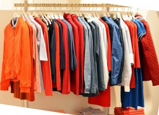How to Order Clothes Online and Save Money? clothes store
