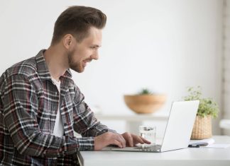 How To Achieve Work-Life Balance As A Freelancer freelancer working