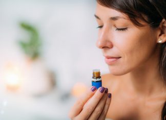 7 Calming Scents To Soothe Your Senses & Help You Unwind, From Experts