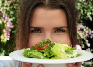 10 Reasons for Switching to Vegetarian Food